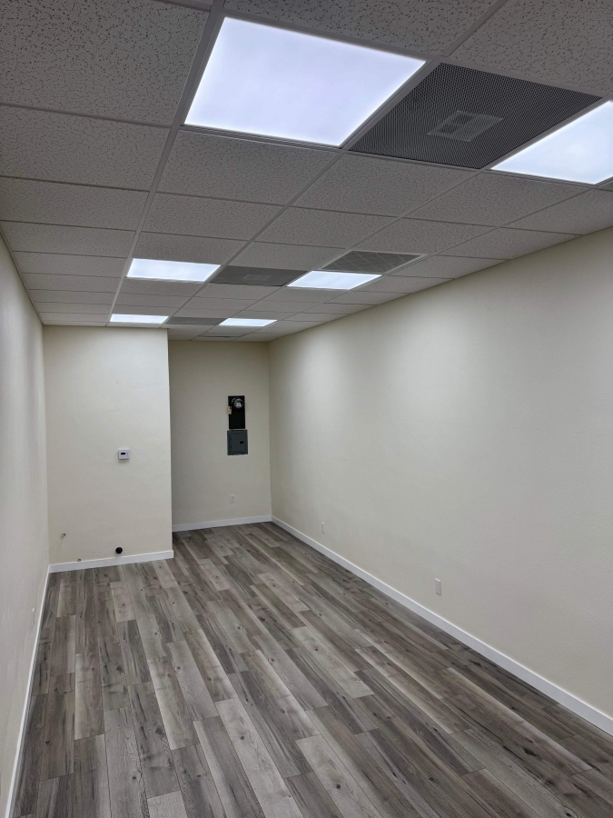 Commercial Use Storefront For Lease Los Angeles